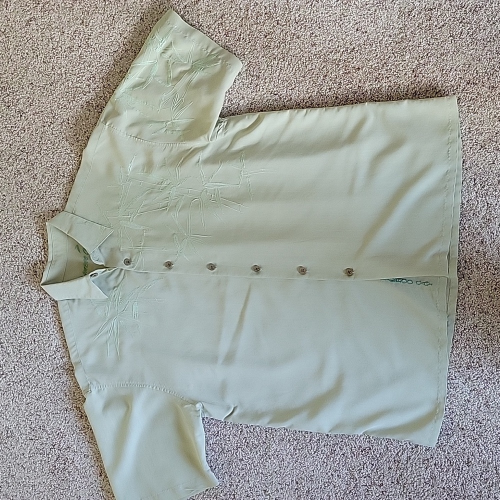 Bamboo Cay mens Hawaiian shirt, Med, embroidered, light sage green